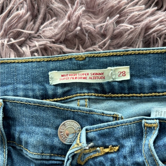 Levi’s Mile High Super Skinny - great condition!! - Picture 2 of 4